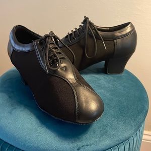 Very Fine size 5.5 Ballroom practice shoe 1.6 Cuban heel BRAND NEW